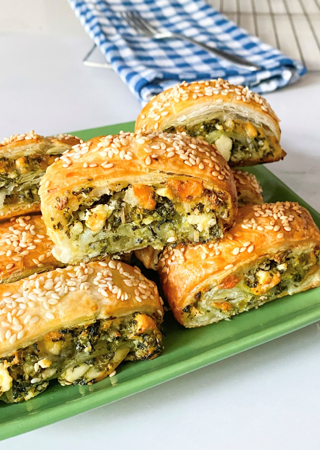 Cheese And Spinach Scrolls